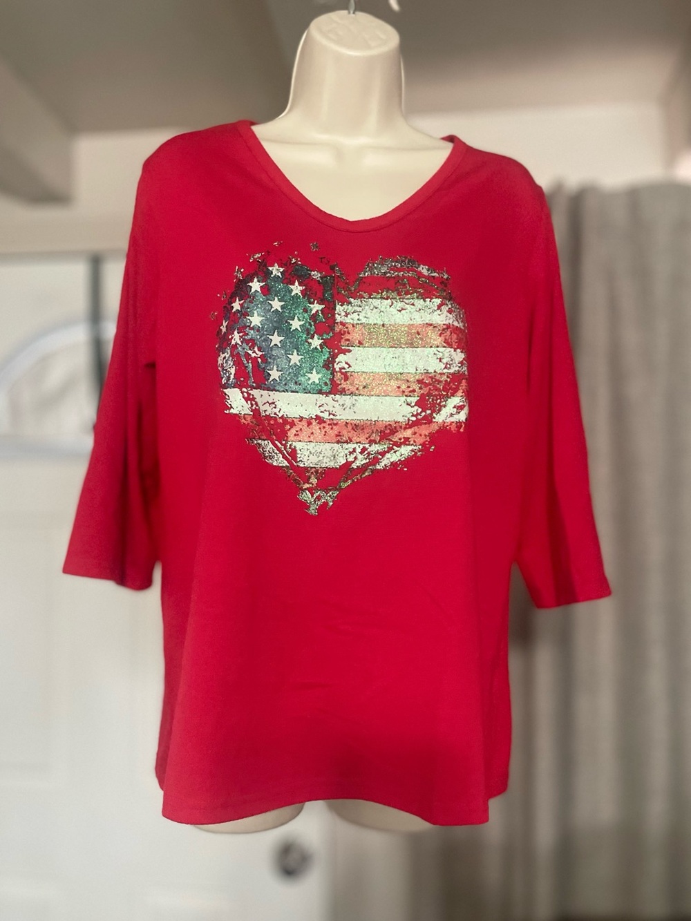 Women’s Red American Flag Heart Graphic Tee